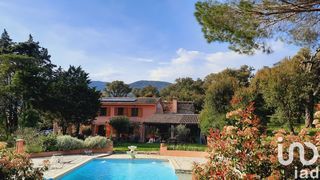  Maison � vendre 8 pi�ces 248 m�