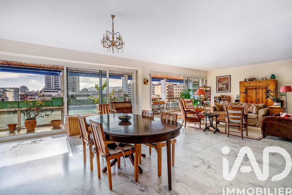 � vendre  Appartement Marseille 8