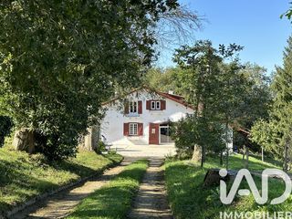  Maison � vendre 8 pi�ces 221 m�