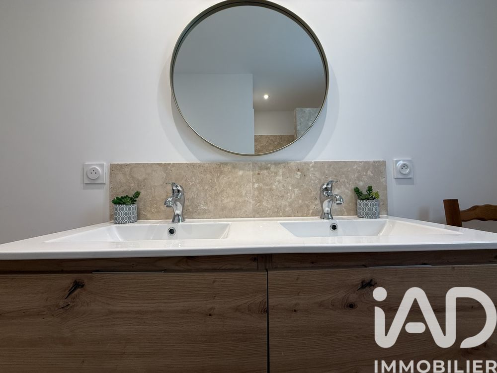 � vendre  Maison Faucon (84110)