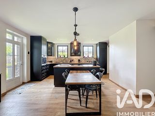  Maison � vendre 8 pi�ces 243 m�