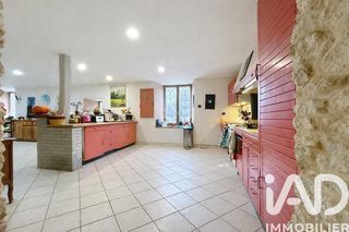  Maison � vendre 9 pi�ces 301 m�