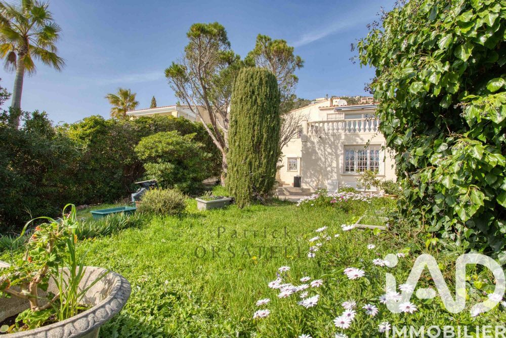 � vendre  Maison Agay (83530)