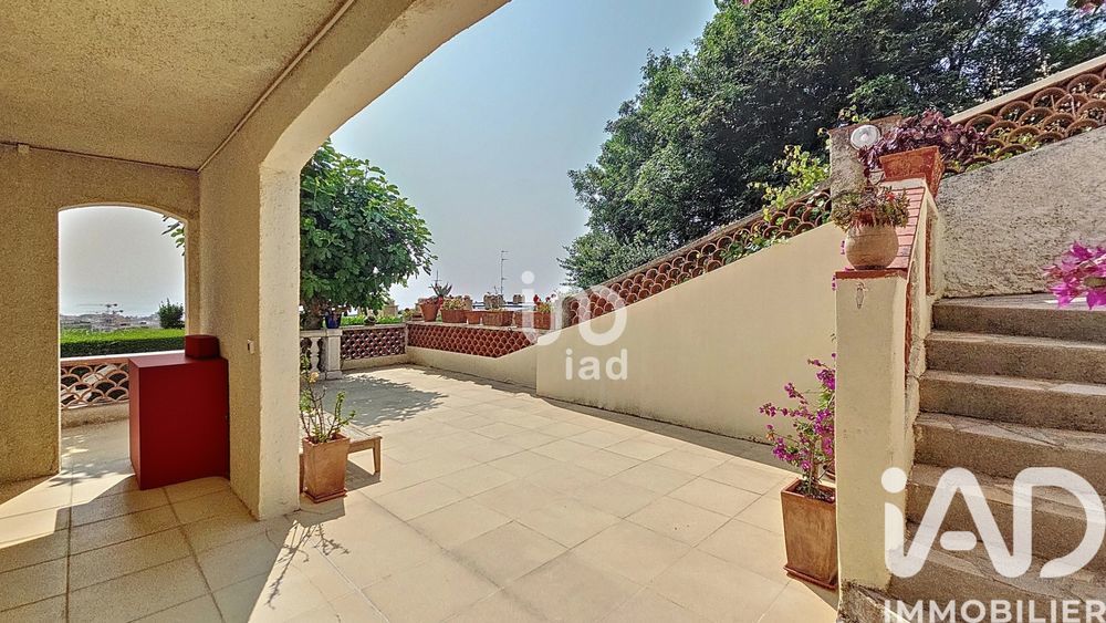 � vendre  Appartement Roquebrune-Cap-Martin (06190)