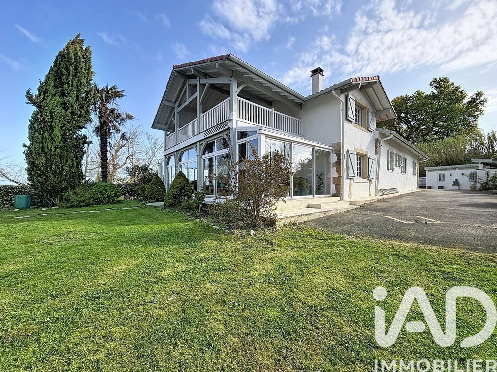 � vendre  Maison Lahosse (40250)