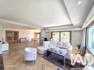  Maison � vendre 10 pi�ces 307 m�