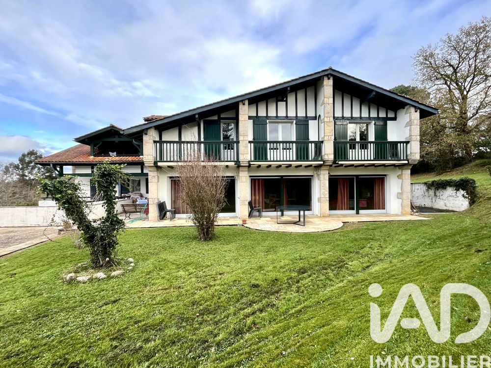 � vendre  Villa Urrugne (64122)