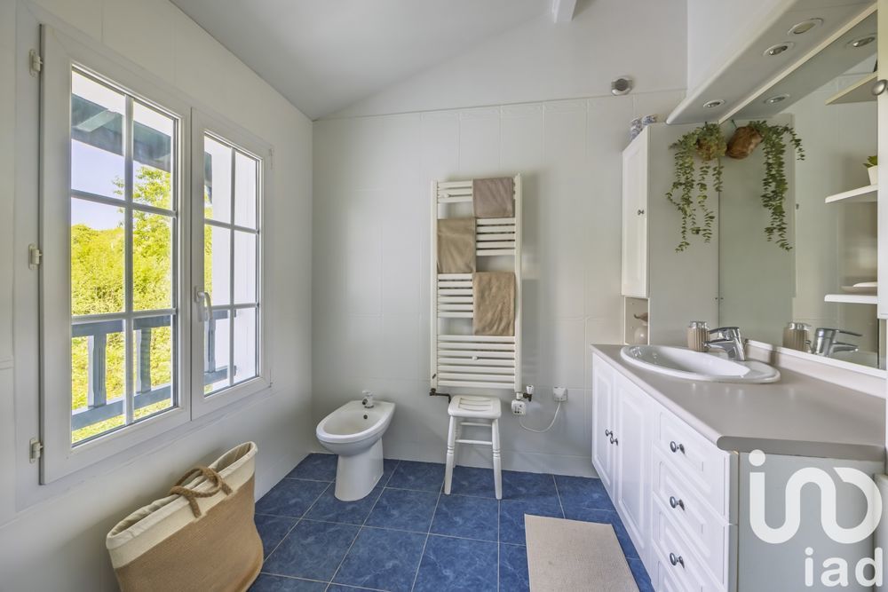 � vendre  Villa Ascain (64310)