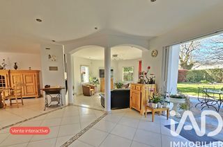  Maison � vendre 8 pi�ces 218 m�