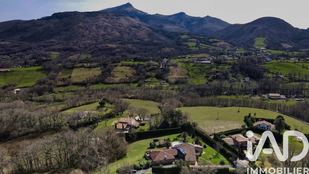 � vendre  Villa Urrugne (64122)