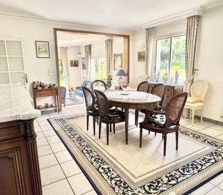  Villa � vendre 9 pi�ces 277 m�