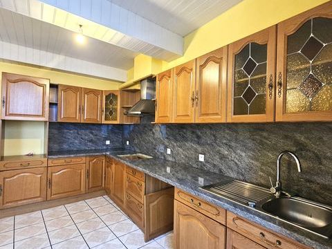   Vente Maison de village 5 pi�ces Maison - 5 pi�ce(s) - 139 m�