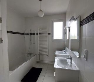  Maison � vendre 9 pi�ces 204 m�