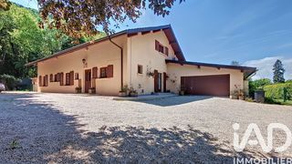  Maison � vendre 9 pi�ces 313 m�