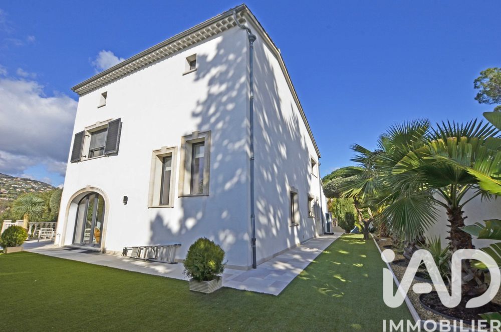 � vendre  Villa Mandelieu-la-Napoule (06210)