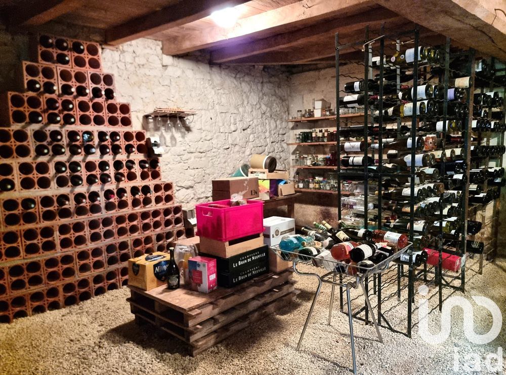 � vendre  Maison Bourg-Charente (16200)