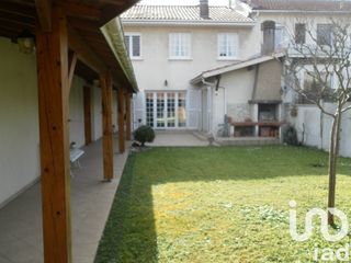  Maison � vendre 10 pi�ces 240 m�