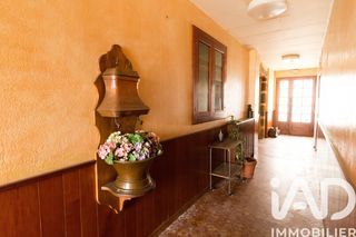  Immeuble � vendre 910 m�