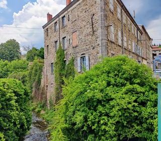  Immeuble � vendre 700 m�