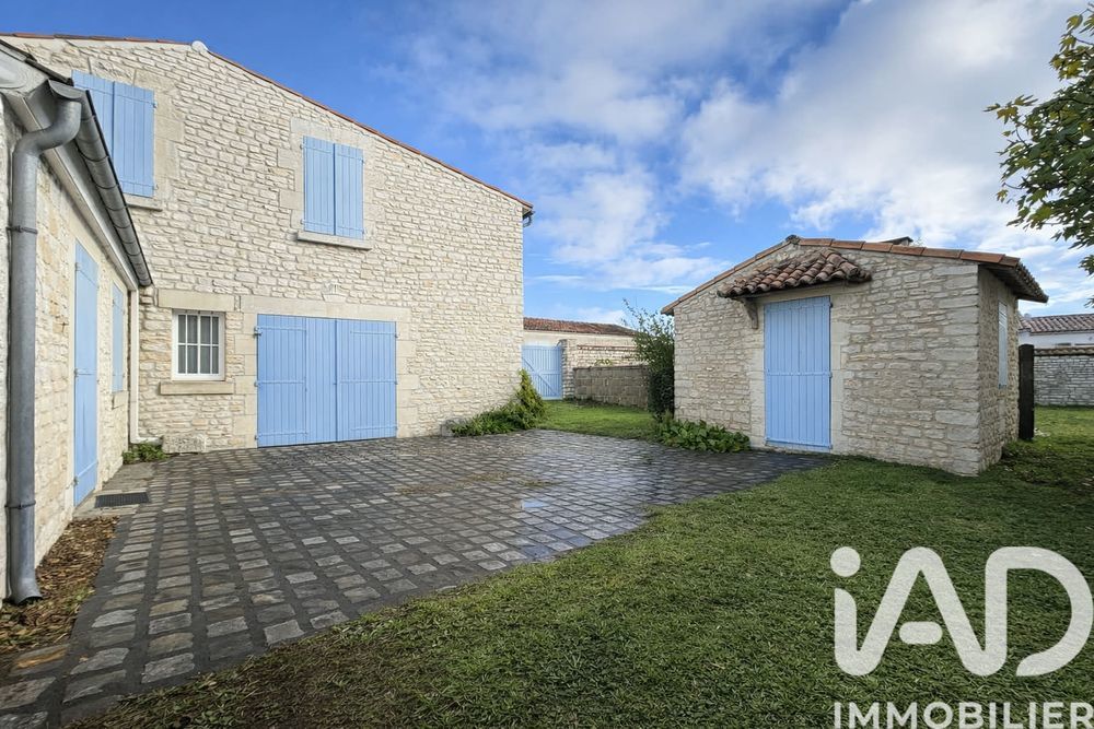 � vendre  Maison Sainte-Marie-de-R� (17740)