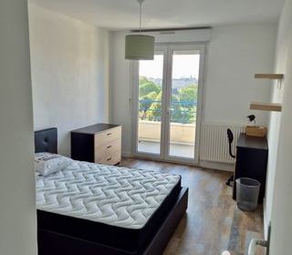  Appartement � louer 5 pi�ces 95 m�