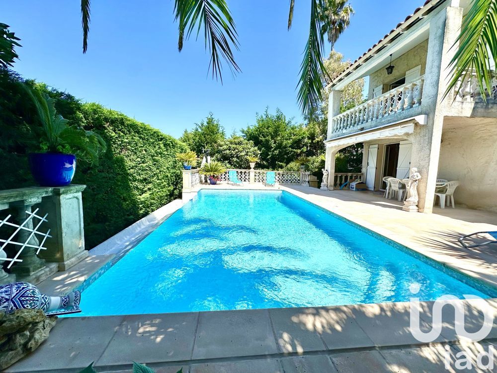 � vendre  Maison Saint-Rapha�l (83700)