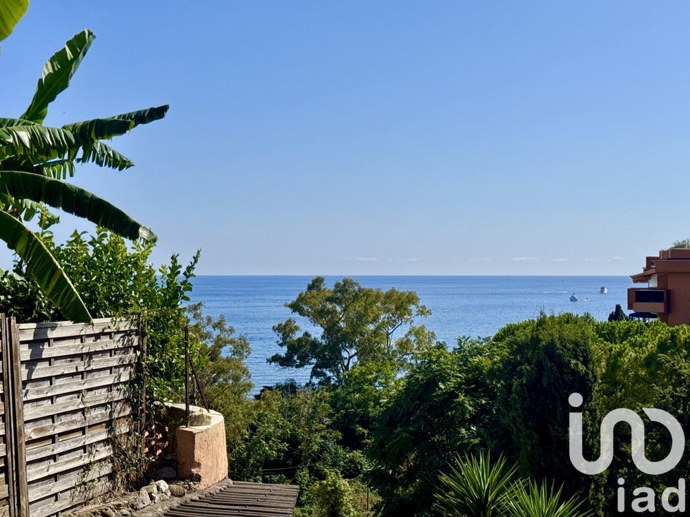 � vendre  Maison Roquebrune-Cap-Martin (06190)