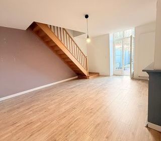  Immeuble � vendre 215 m�