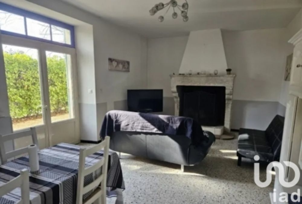 � vendre  Propri�t�/ch�teau Boll�ne (84500)