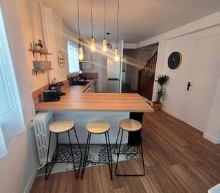  Maison � louer 7 pi�ces 195 m�