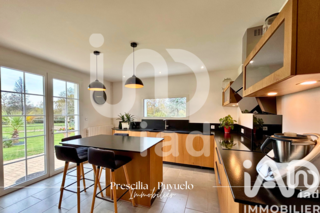  Maison � vendre 9 pi�ces 279 m�