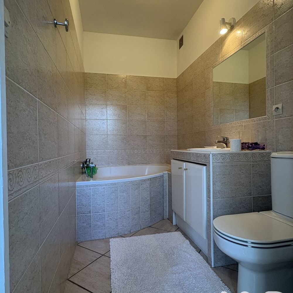 � vendre  Maison Saint-�milion (33330)