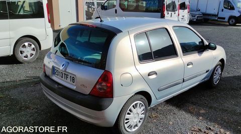 Renault Clio VF1BB07CF29858718 2004 occasion Bourges 93100