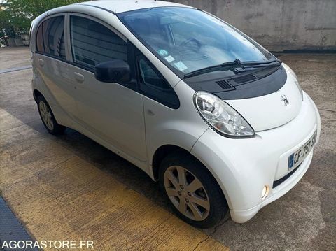 Peugeot iOn VF31NZKZZCU802789 2012 occasion Nanterre 93100