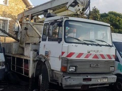 Engin de Chantier / BTP Engin de Chantier / BTP 1989 occasion Coubert 93100