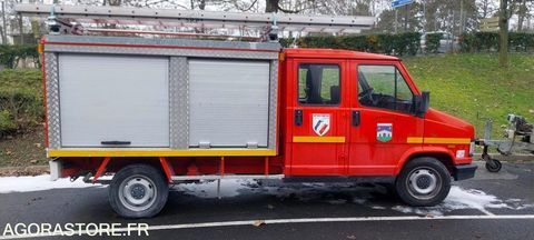 Camion magasin Camion magasin 1993 occasion Fagni&egrave;res 93100