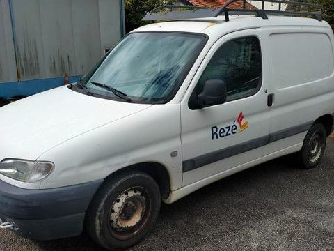 Peugeot Partner VF35BHFXF60471766 2002 occasion Rez&eacute; 93100