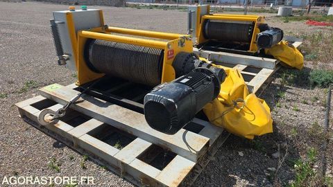 Utilitaire Pieces d&eacute;tach&eacute;es et accessoires Engins BTP 2022 occasion Chang&eacute; 93100