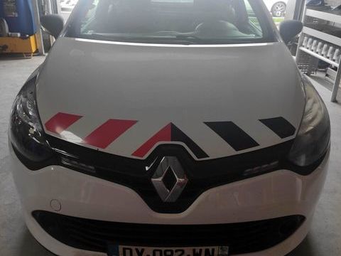 Renault Clio VF15RBF0A54367517 2016 occasion Jou&eacute;-L&egrave;s-Tours 93100