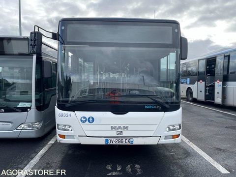 Car - Bus Car - Bus 2006 occasion Mesnil-Amelot 93100