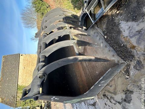 Utilitaire Pieces d&eacute;tach&eacute;es et accessoires Mat&eacute;riel Agricole  occasion Formigny La Bataille 93100