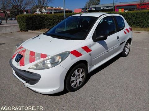 Peugeot 206 VF32L8HR0AY162332 2010 occasion N&icirc;mes 93100