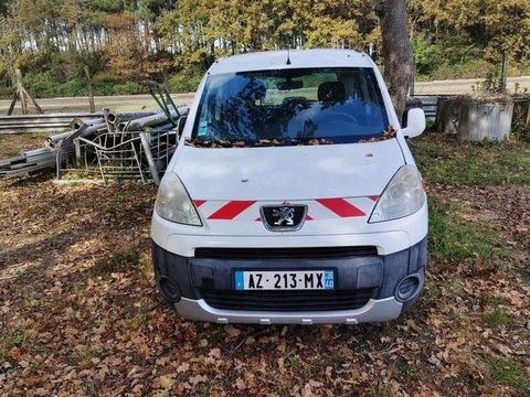 Peugeot Partner VF37J9HXCAJ764042 2010 occasion Mont-De-Marsan 93100