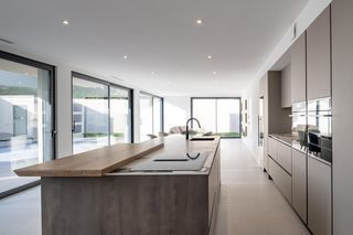  Maison � vendre 7 pi�ces 340 m�