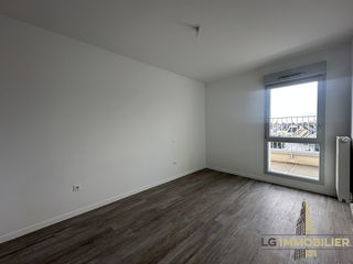  Appartement � louer 4 pi�ces 80 m�