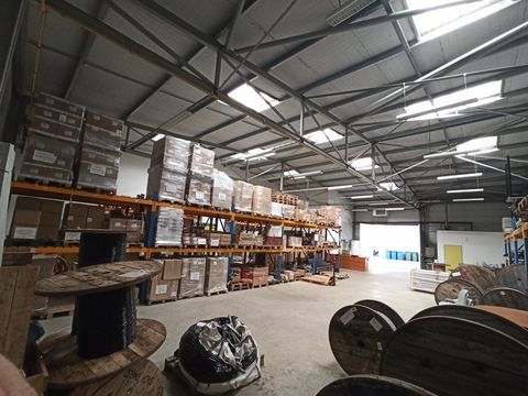 VENTE D&eacute;p&ocirc;t 300m&sup2; + Bureaux 200m&sup2; 438400 87350 Panazol