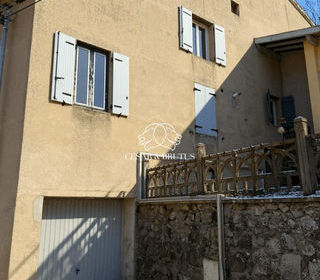  Immeuble � vendre 160 m�
