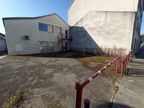 LOCATION St JUNIEN - LOCAL 220m&sup2; en R+1 - CENTRE VILLE 1320 87200 Saint-junien