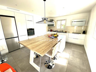  Maison � vendre 6 pi�ces 180 m�