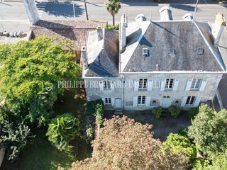  Maison � vendre 12 pi�ces 241 m�